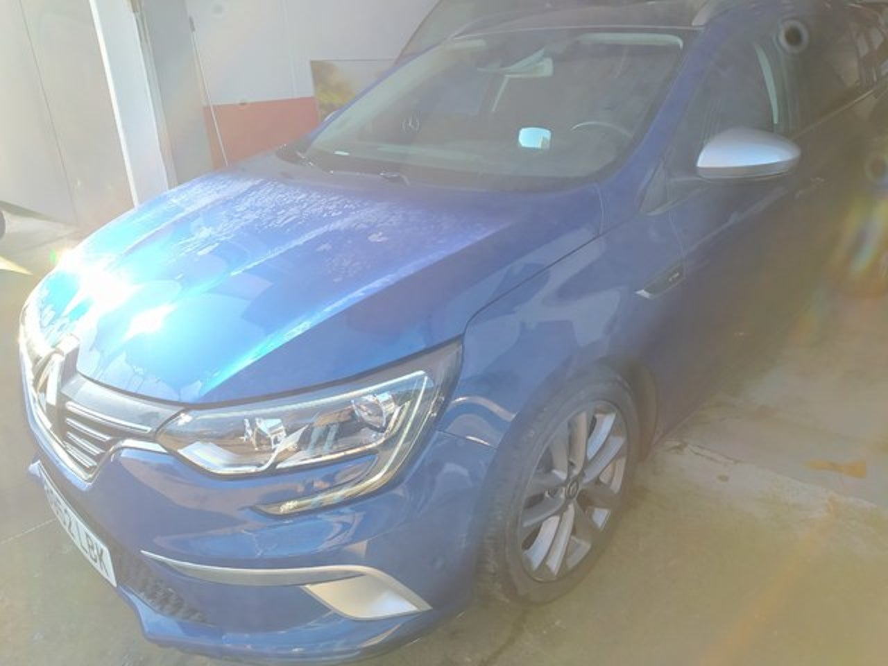 RENAULT Megane