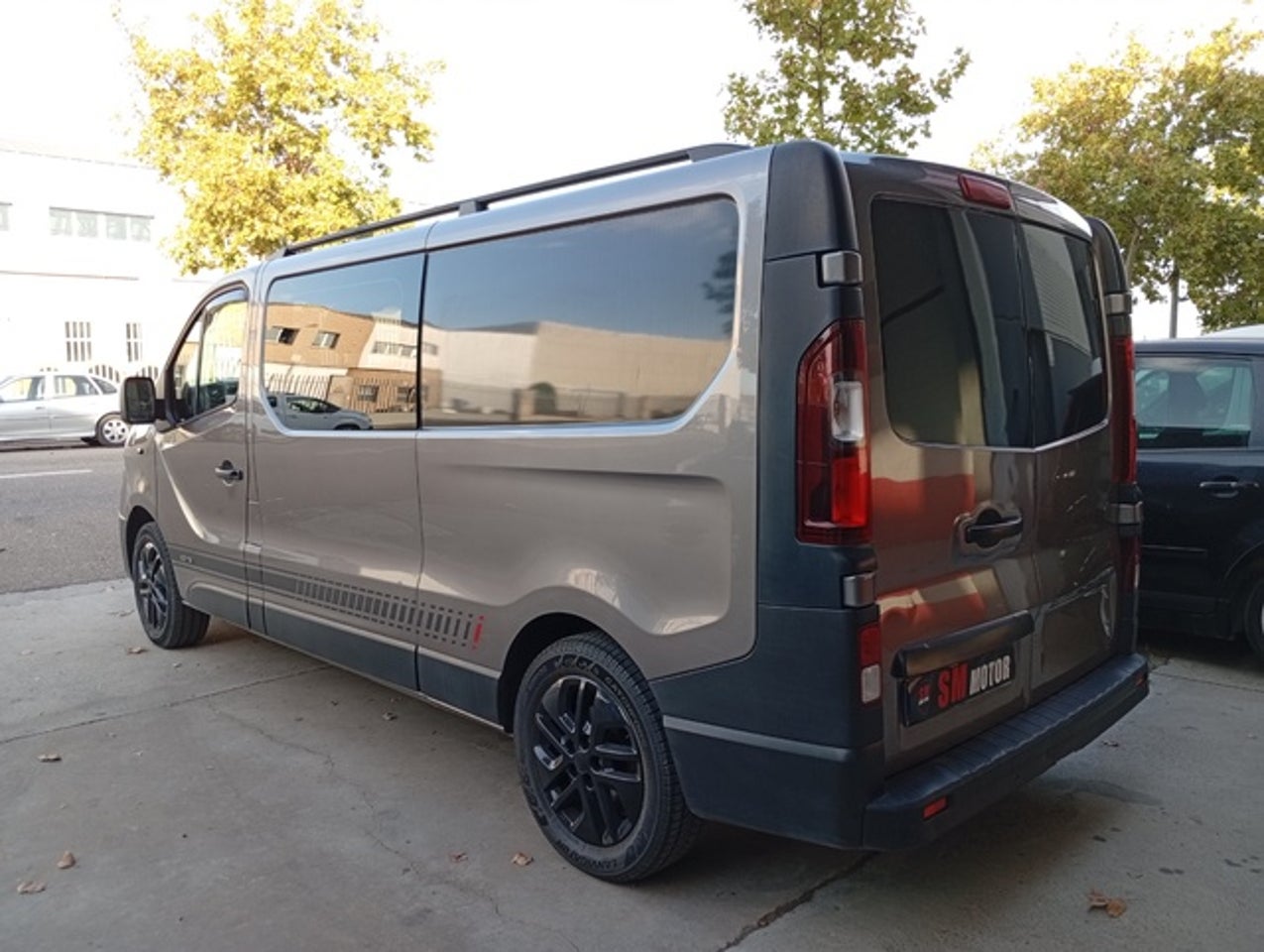 RENAULT Trafic