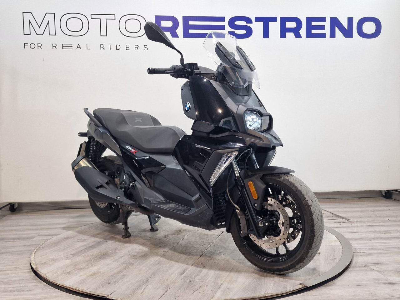 Ver moto BMW C 400 XVersión 2021