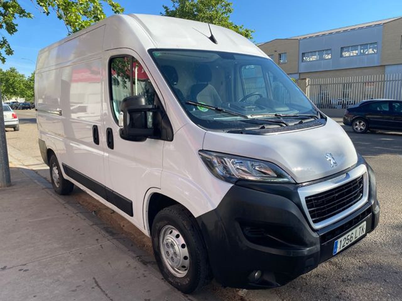 PEUGEOT Boxer