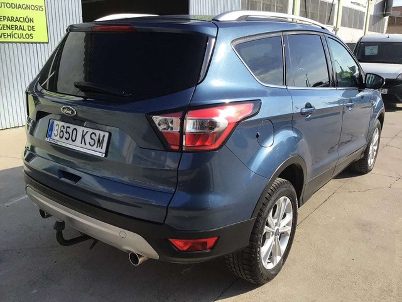 FORD Kuga