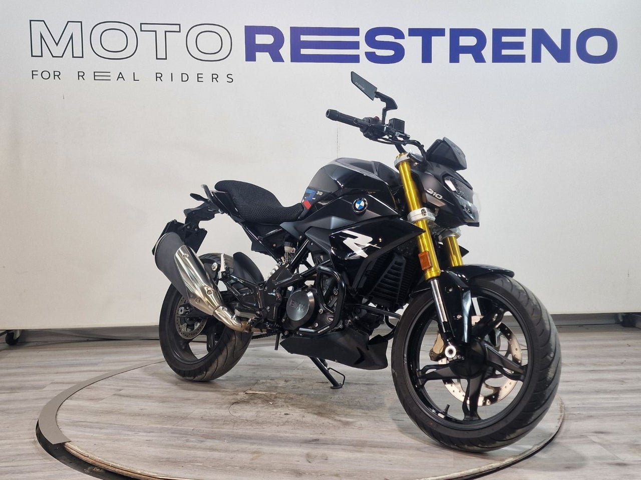Ver moto BMW G 310 RVersión 2021