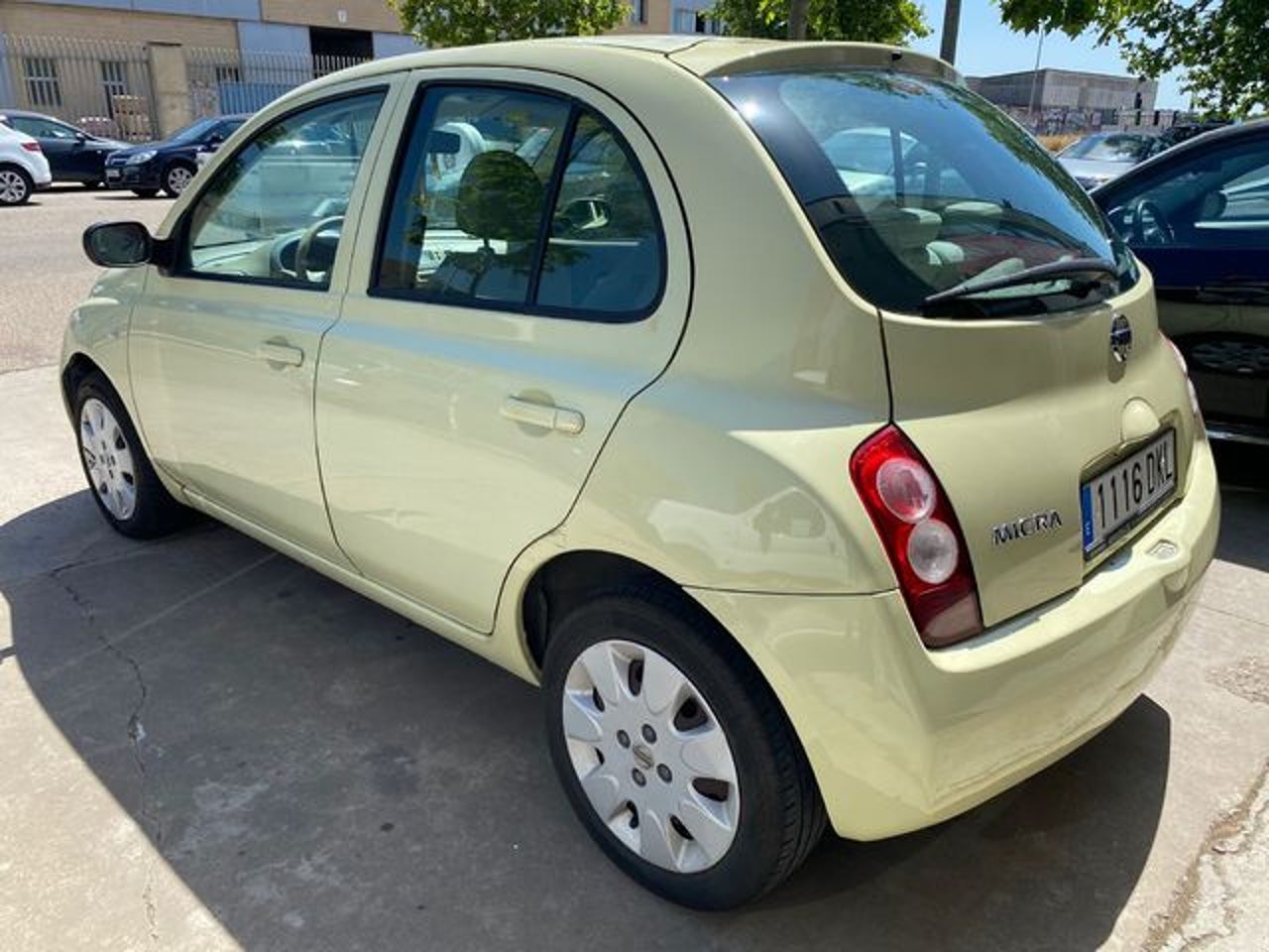 NISSAN Micra