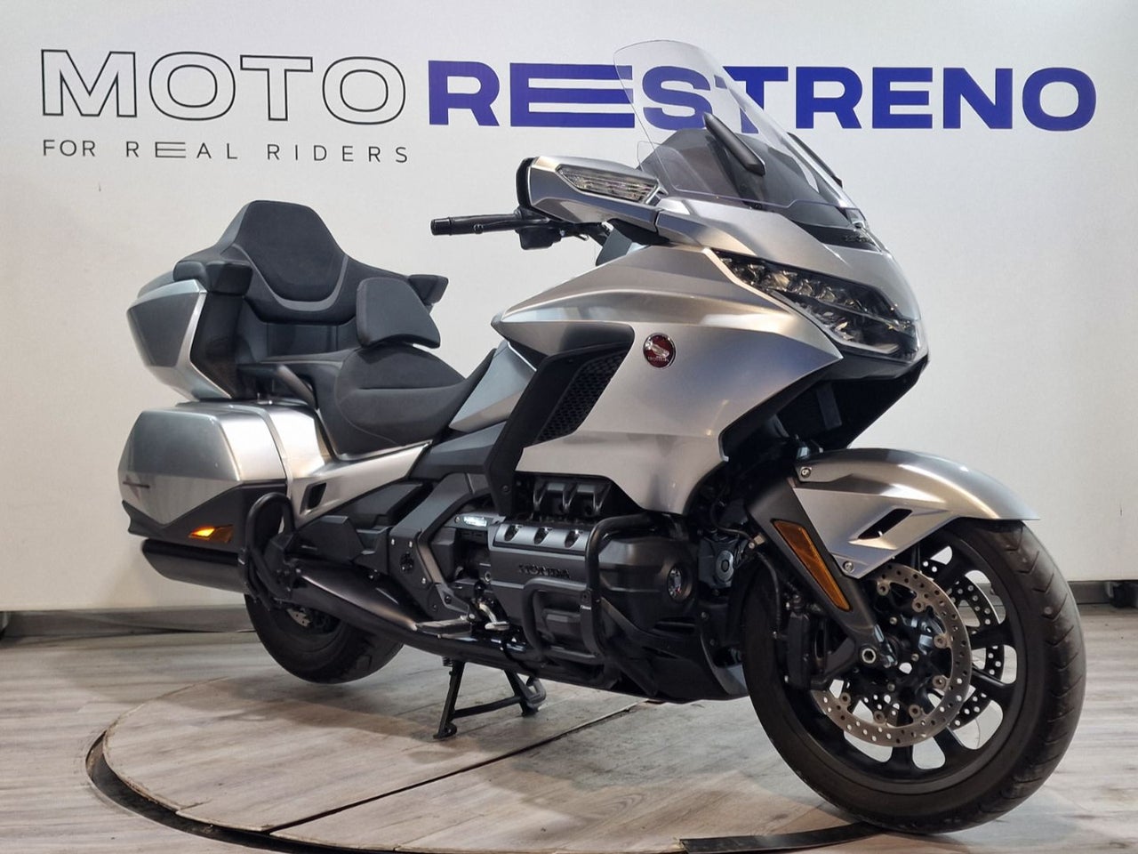 Ver moto HONDA GL 1800 GOLDWING