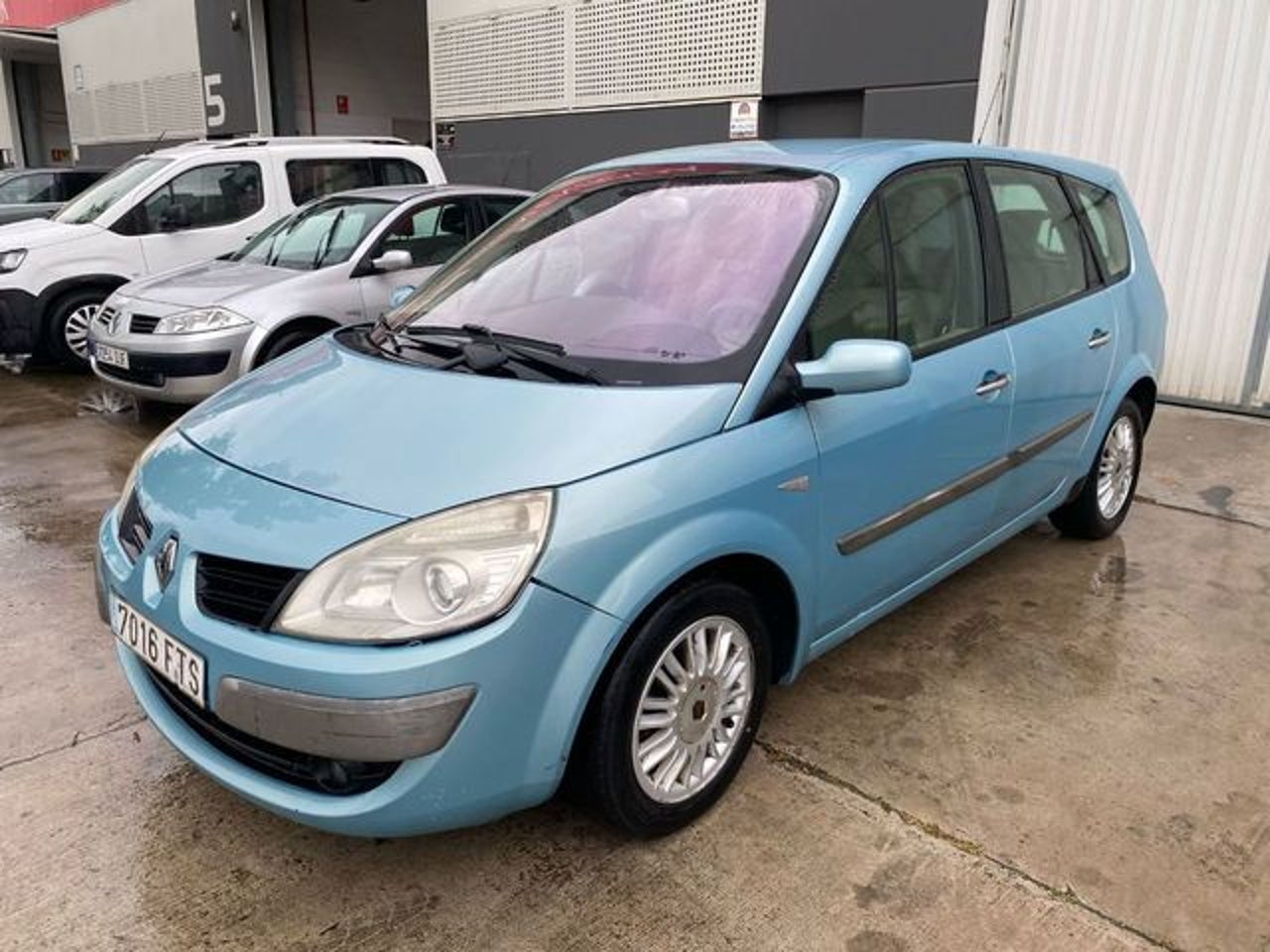 RENAULT Grand Scenic