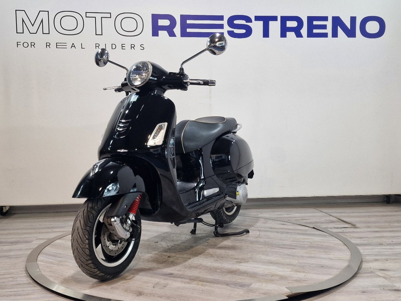 Ver moto VESPA GTS 125 IE SUPERABS ASR