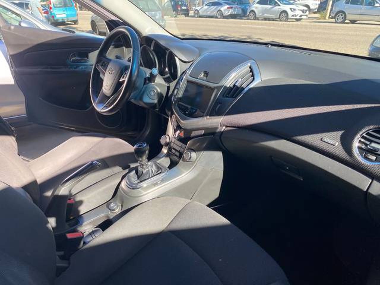 CHEVROLET Cruze