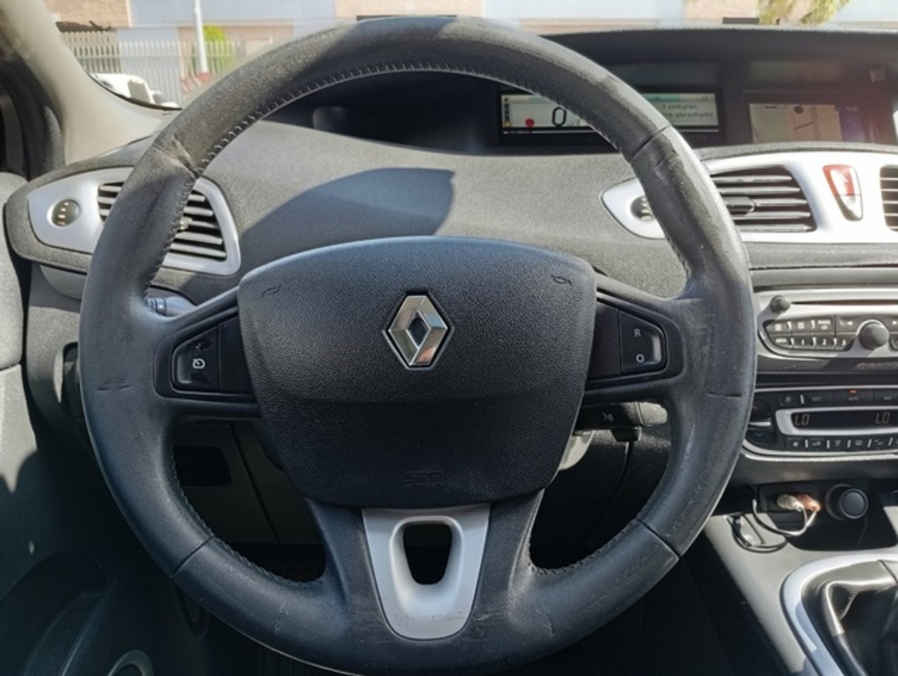 RENAULT Scenic