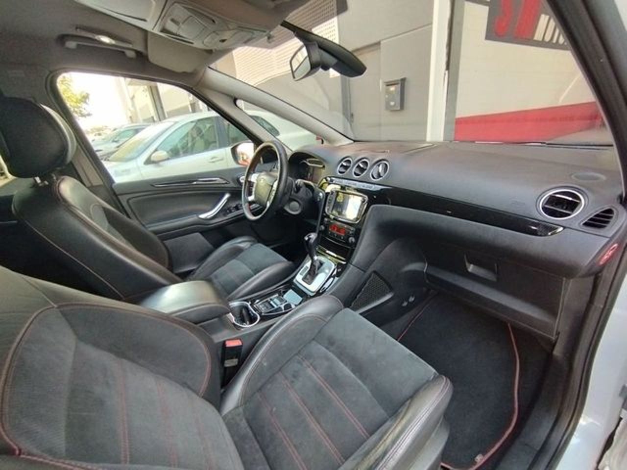 FORD SMAX