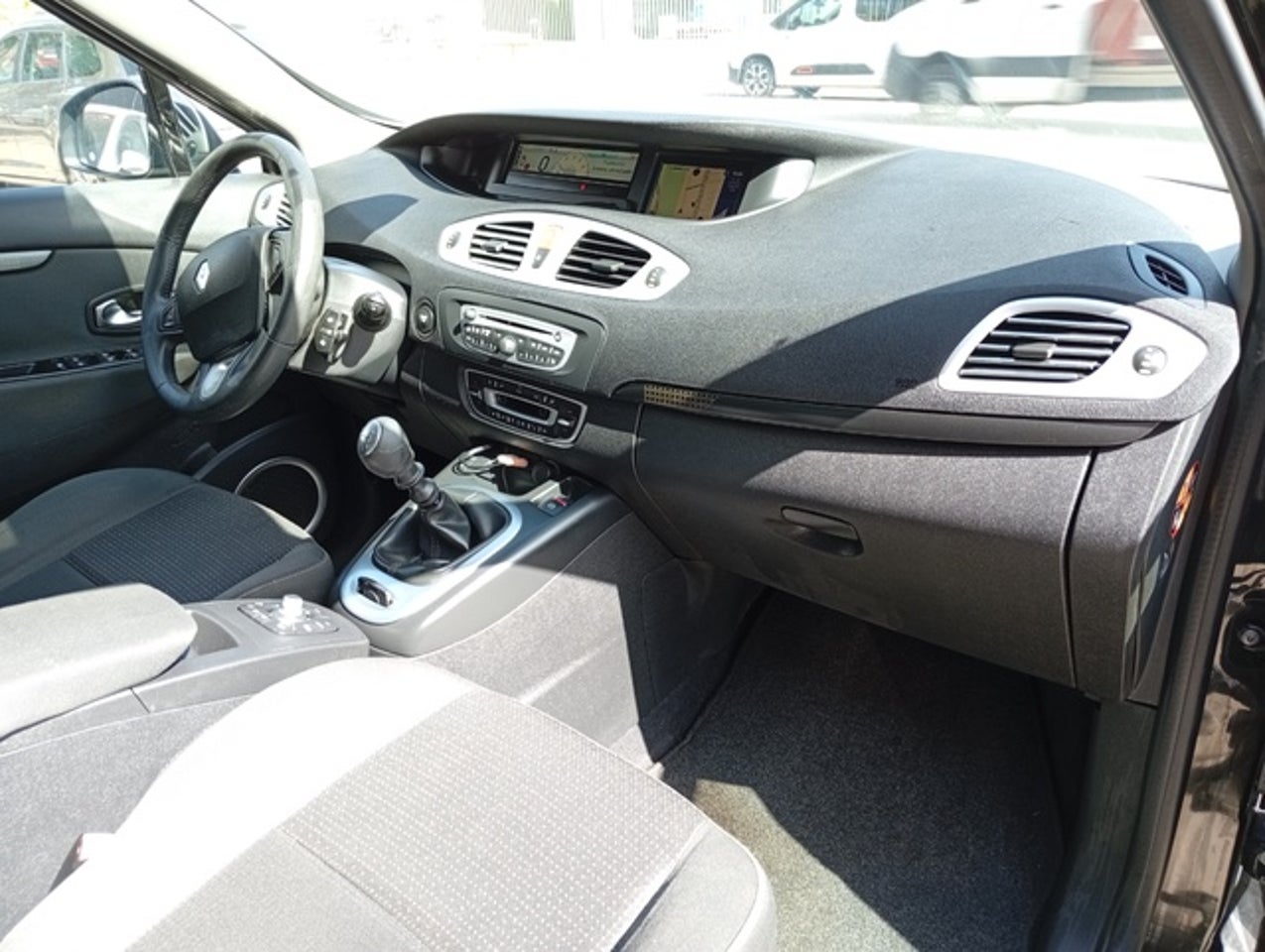 RENAULT Scenic