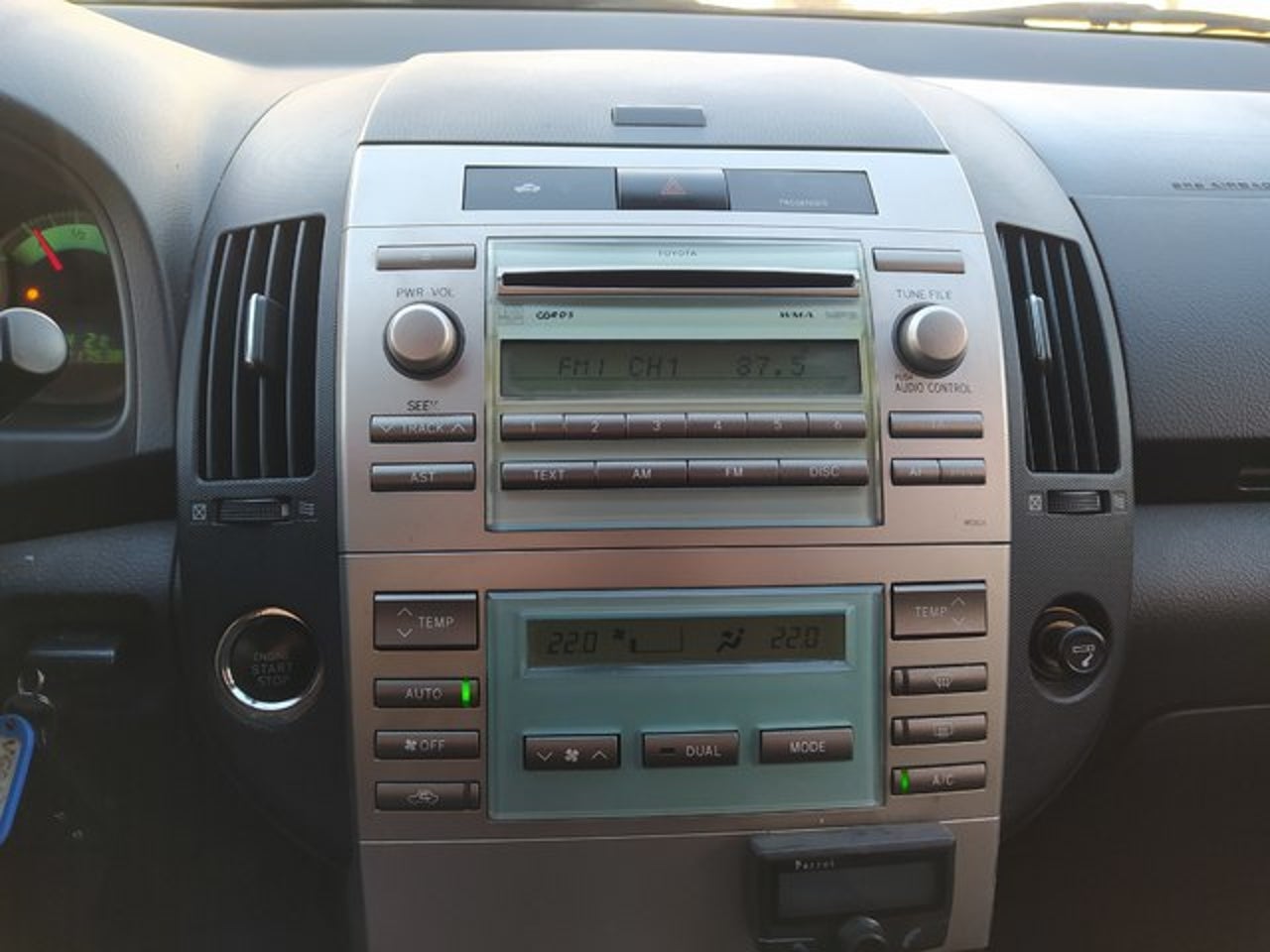 TOYOTA Corolla Verso