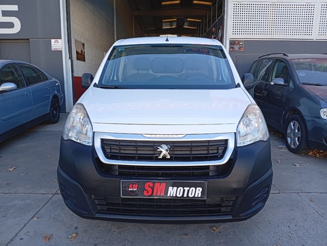 PEUGEOT Partner