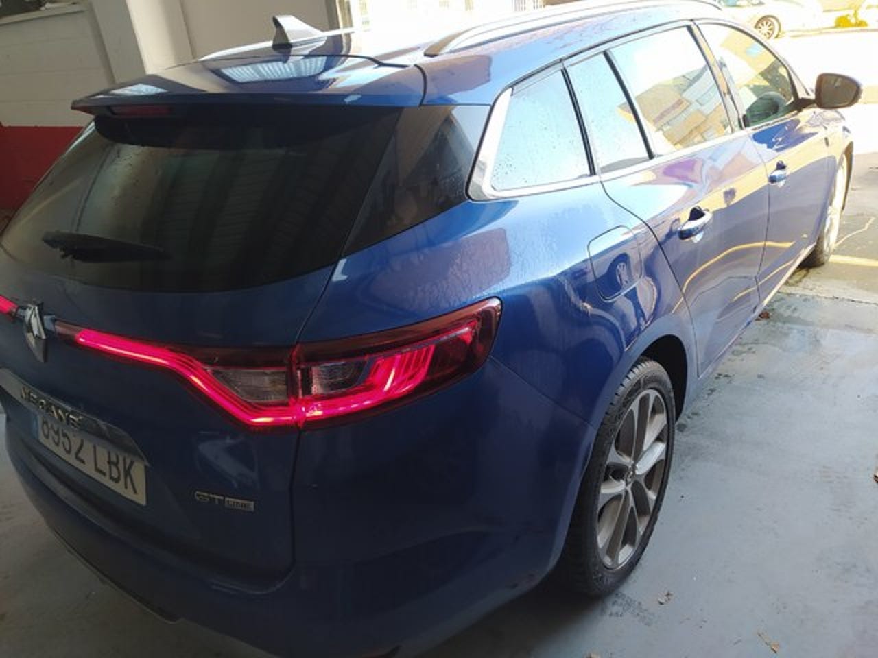 RENAULT Megane