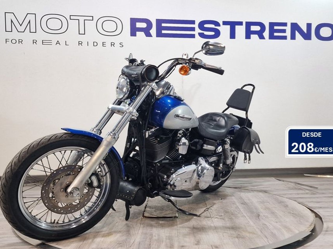 Ver moto HARLEY DAVIDSON DYNA SUPER GLIDE CUSTOMVersión 2009 - 2014