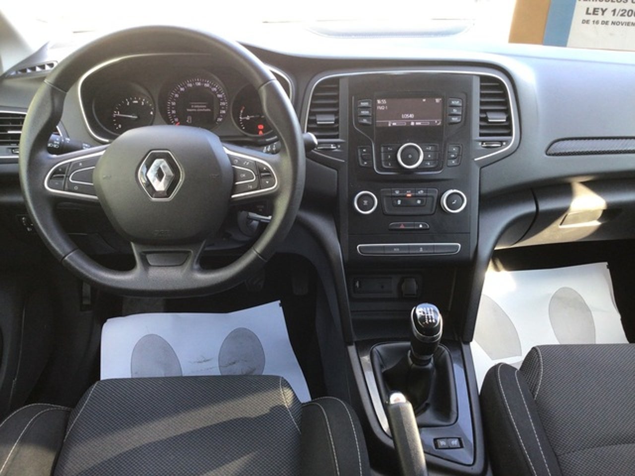 RENAULT Megane