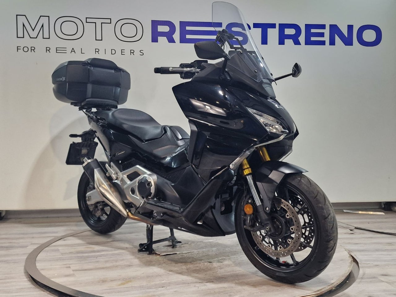 Ver moto HONDA FORZA 750Versión 2020 - 2024