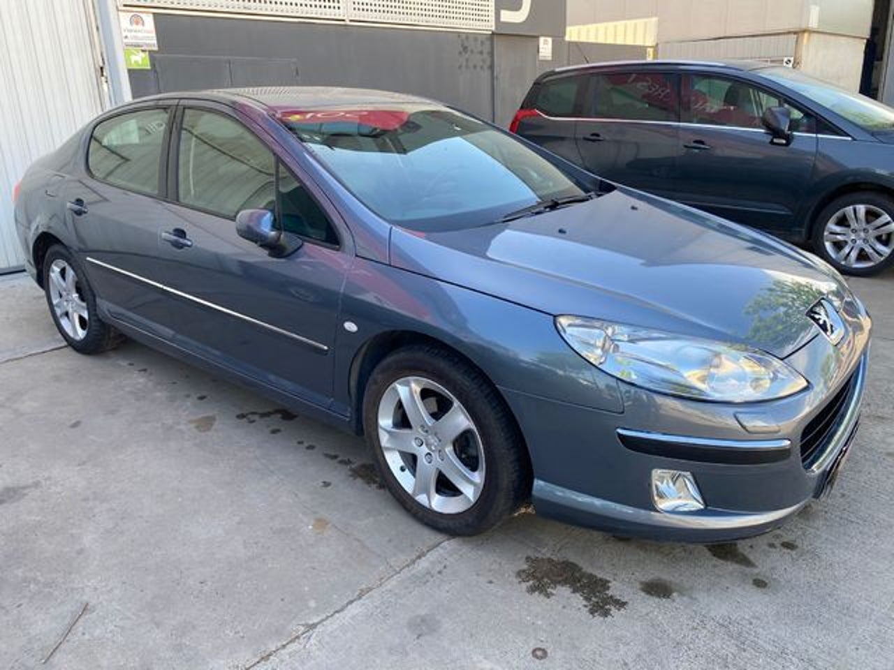 PEUGEOT 407
