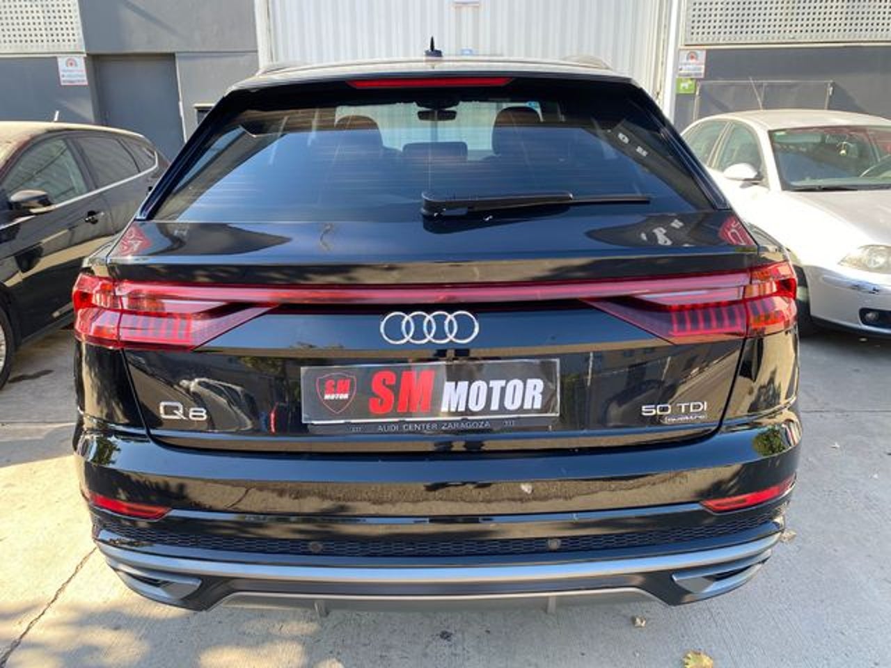 AUDI Q8