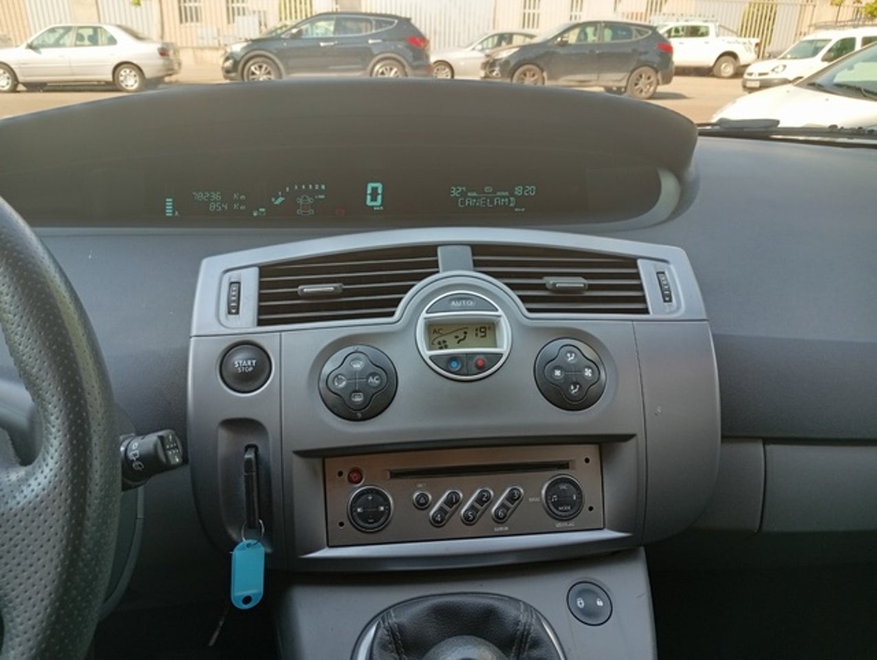 RENAULT Grand Scenic