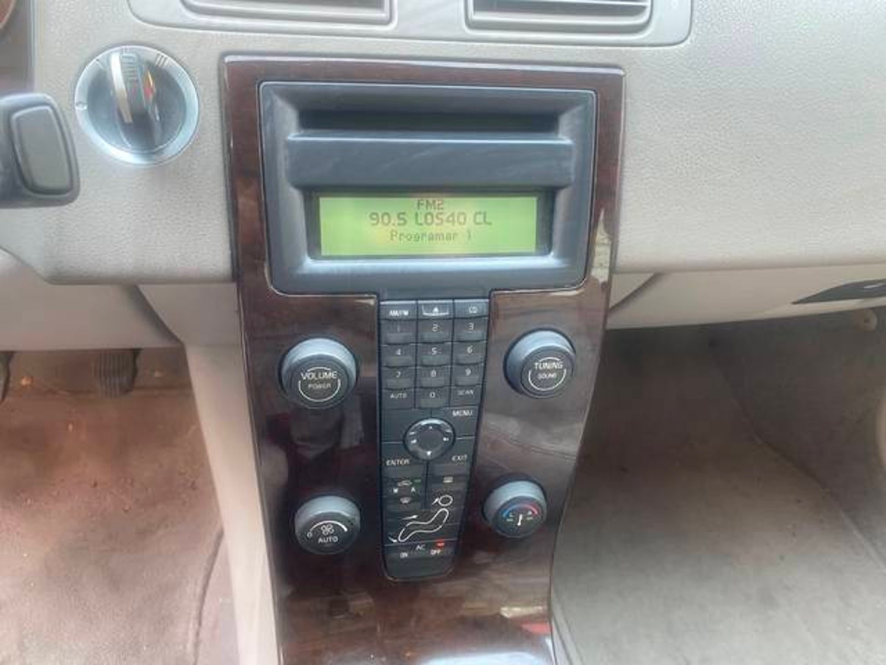 VOLVO S40