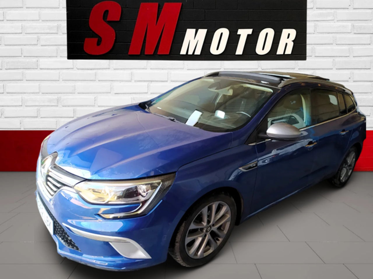 RENAULT Megane