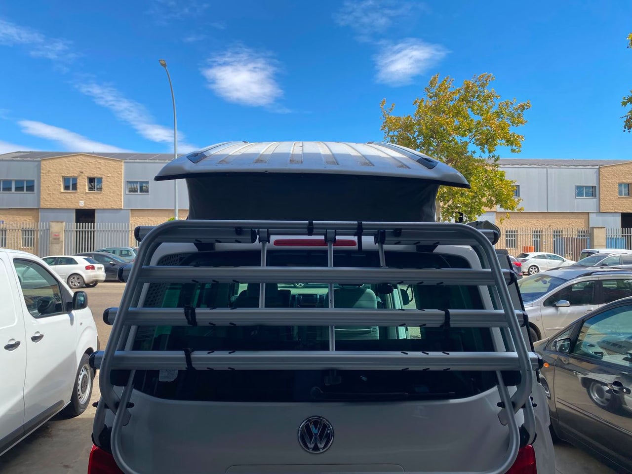 VOLKSWAGEN California