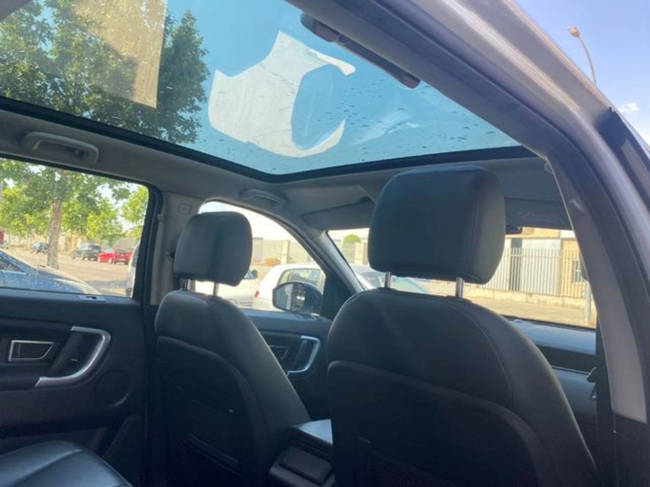 LAND-ROVER Discovery Sport