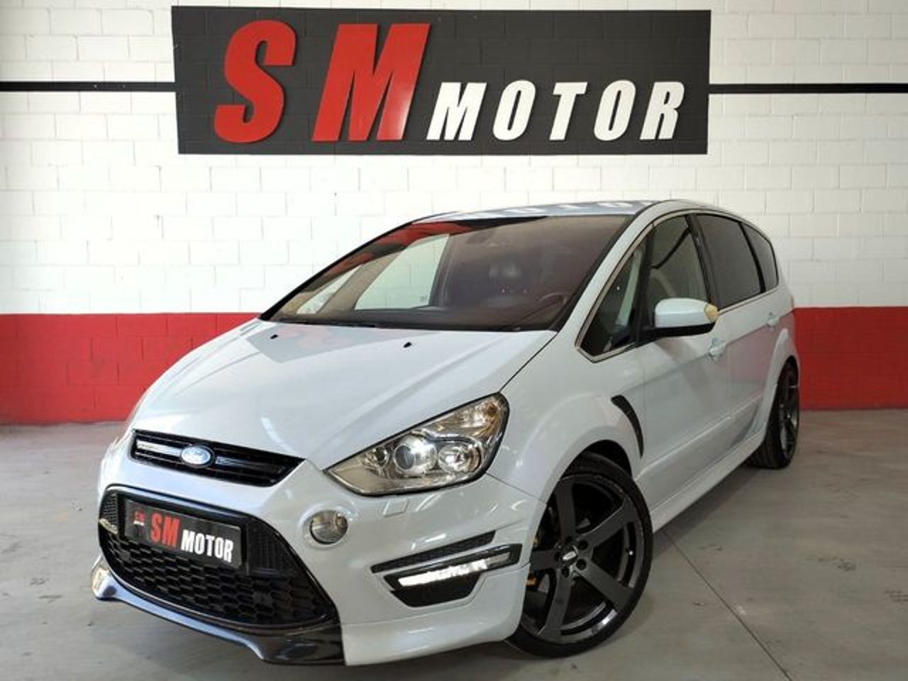 FORD SMAX
