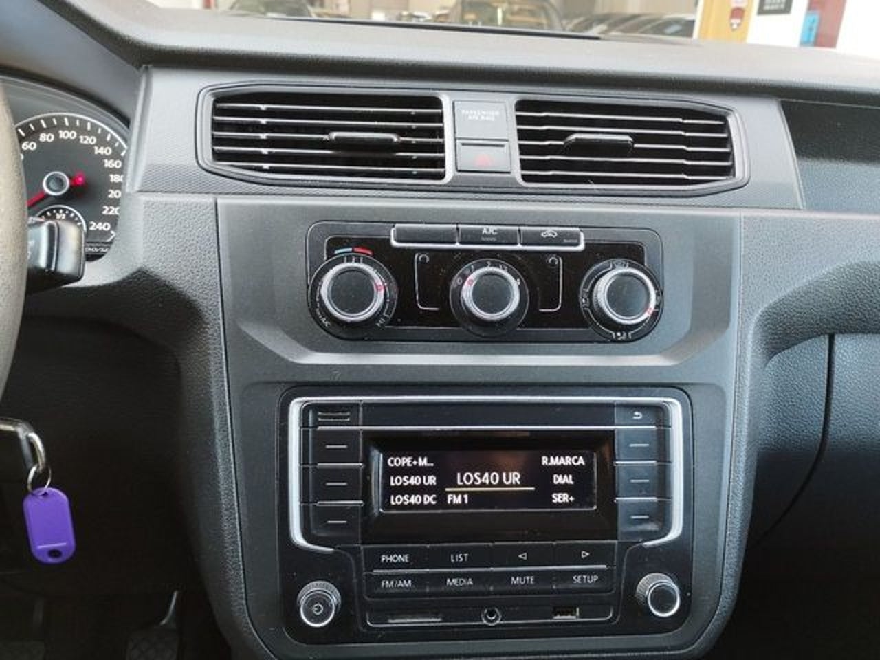 VOLKSWAGEN Caddy