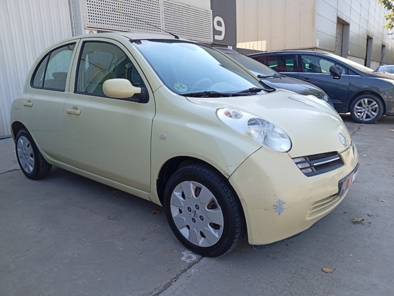 NISSAN Micra