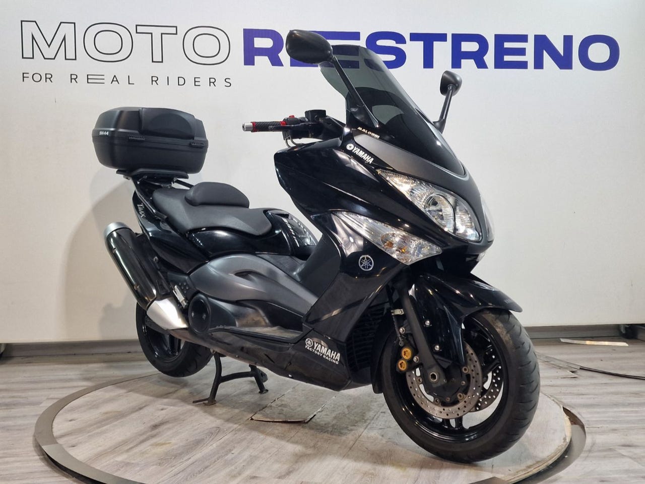 Ver moto YAMAHA T-MAX 500