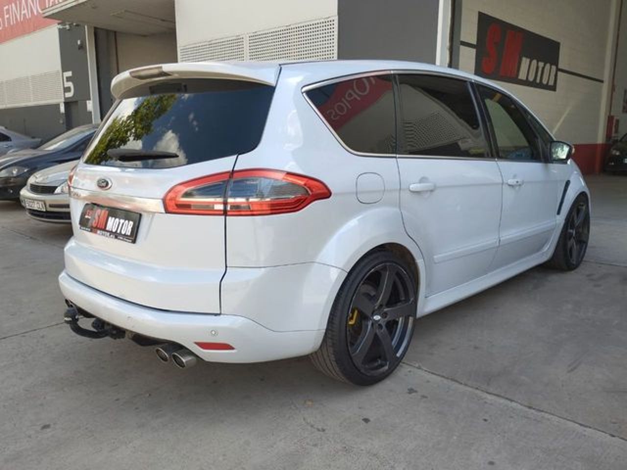 FORD SMAX