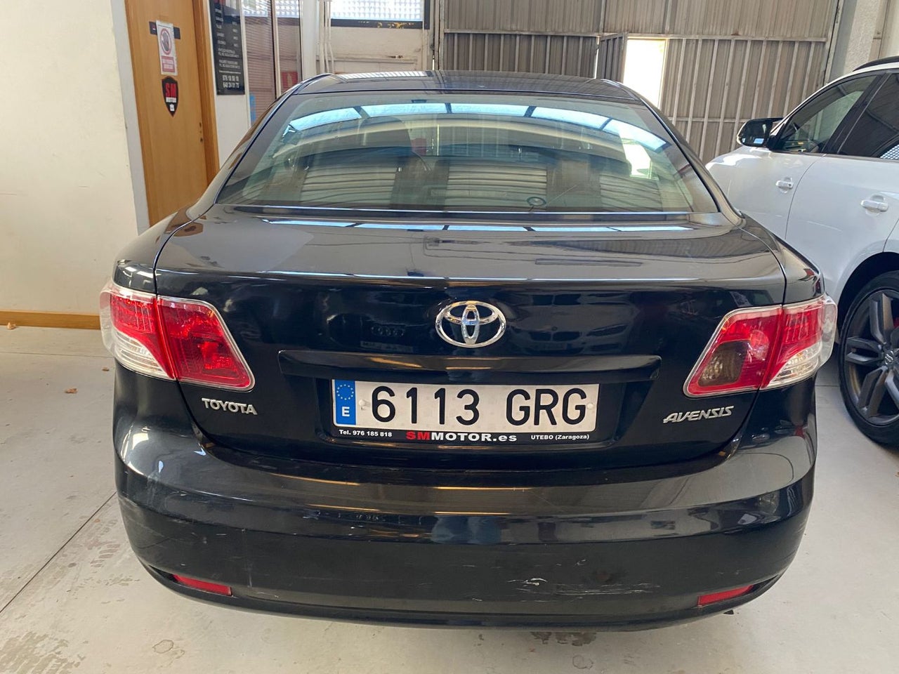 TOYOTA Avensis