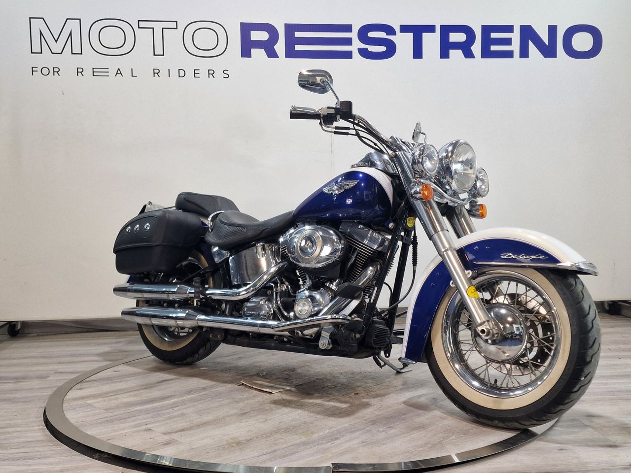 Ver moto HARLEY DAVIDSON SOFTAIL SOFTAIL DELUXEVersión 2005 - 2009