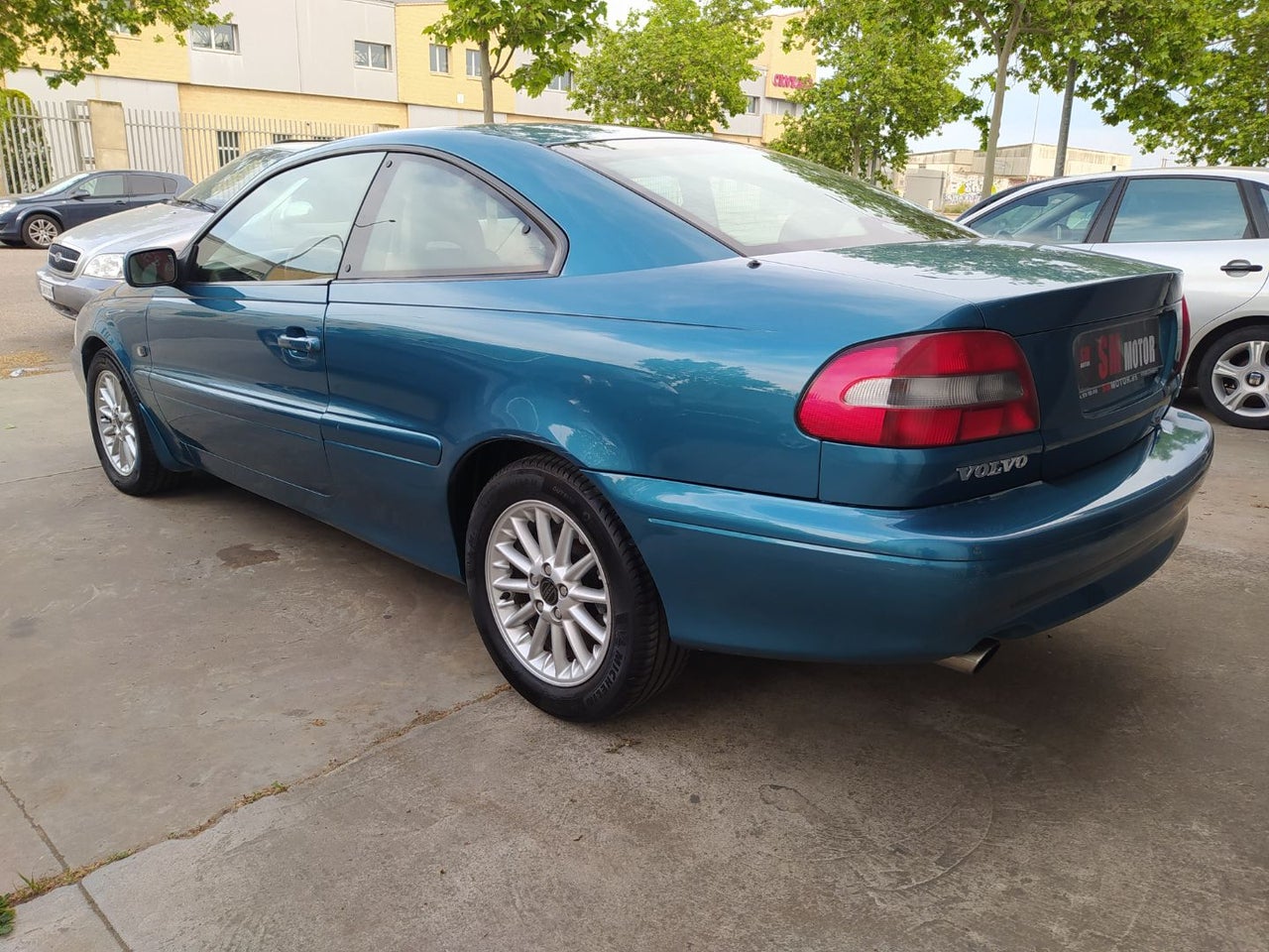 VOLVO C70