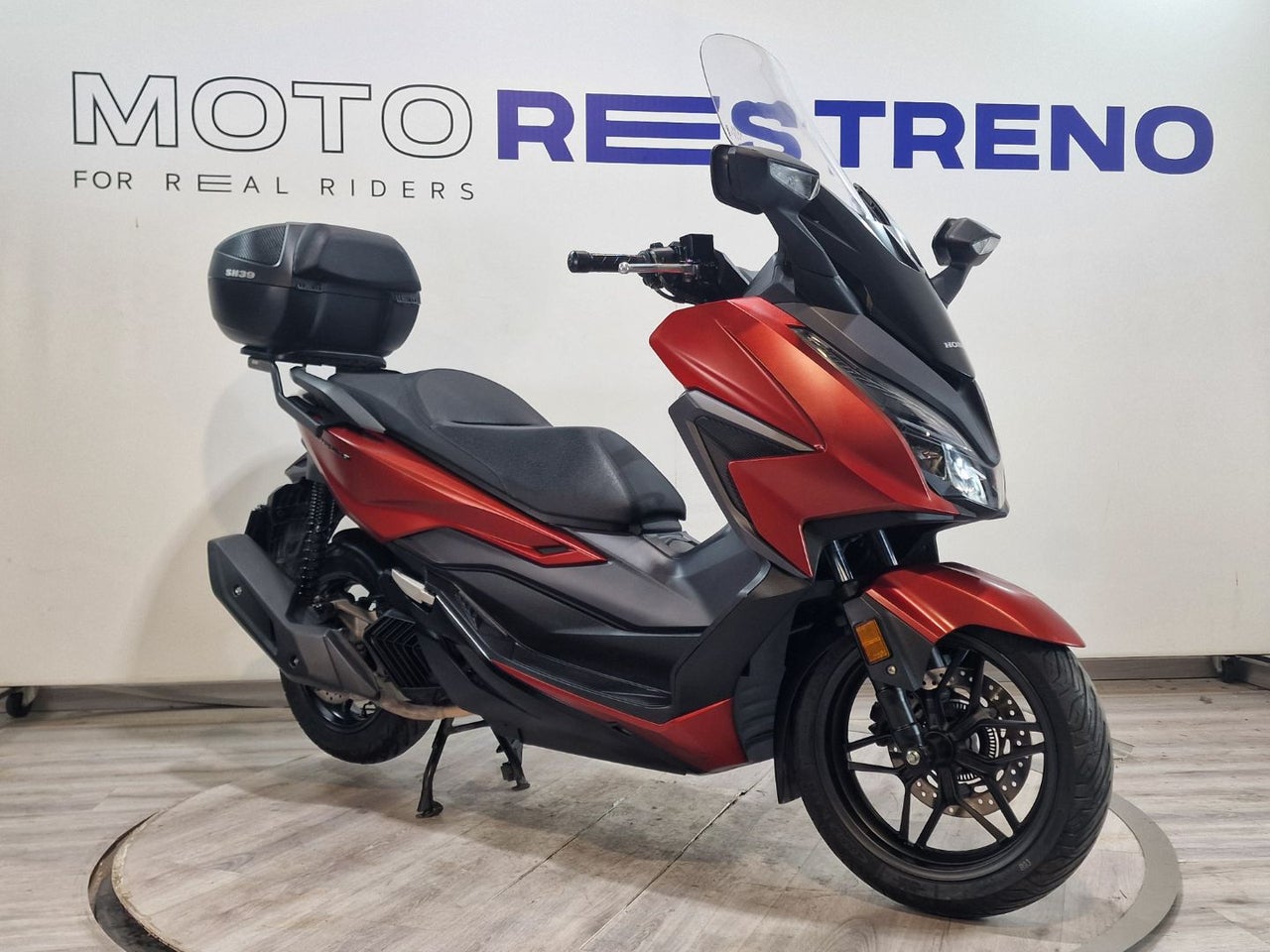 Ver moto HONDA FORZA 125Versión 2021 - 2024