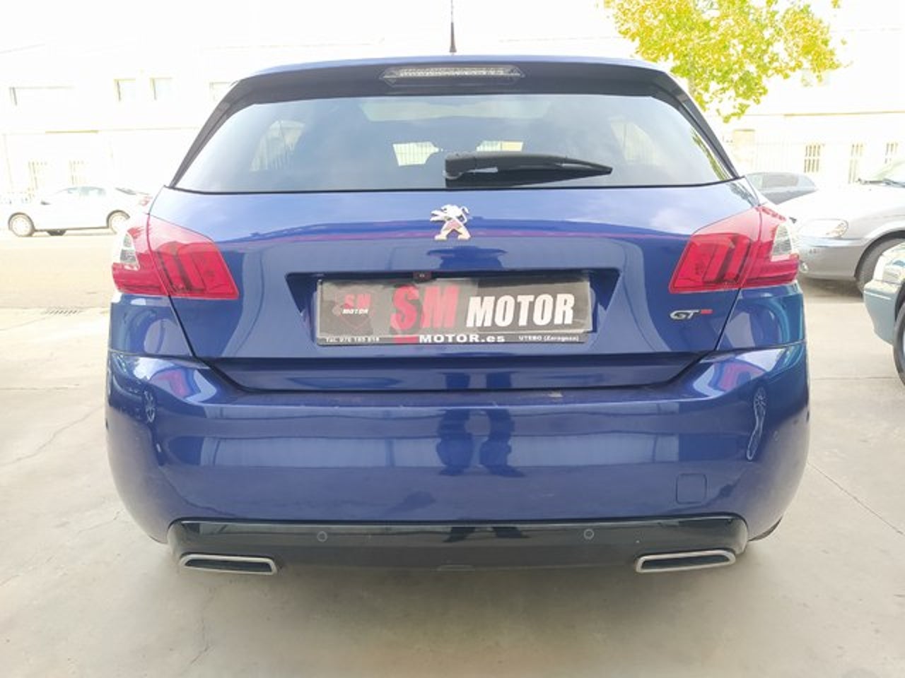 PEUGEOT 308