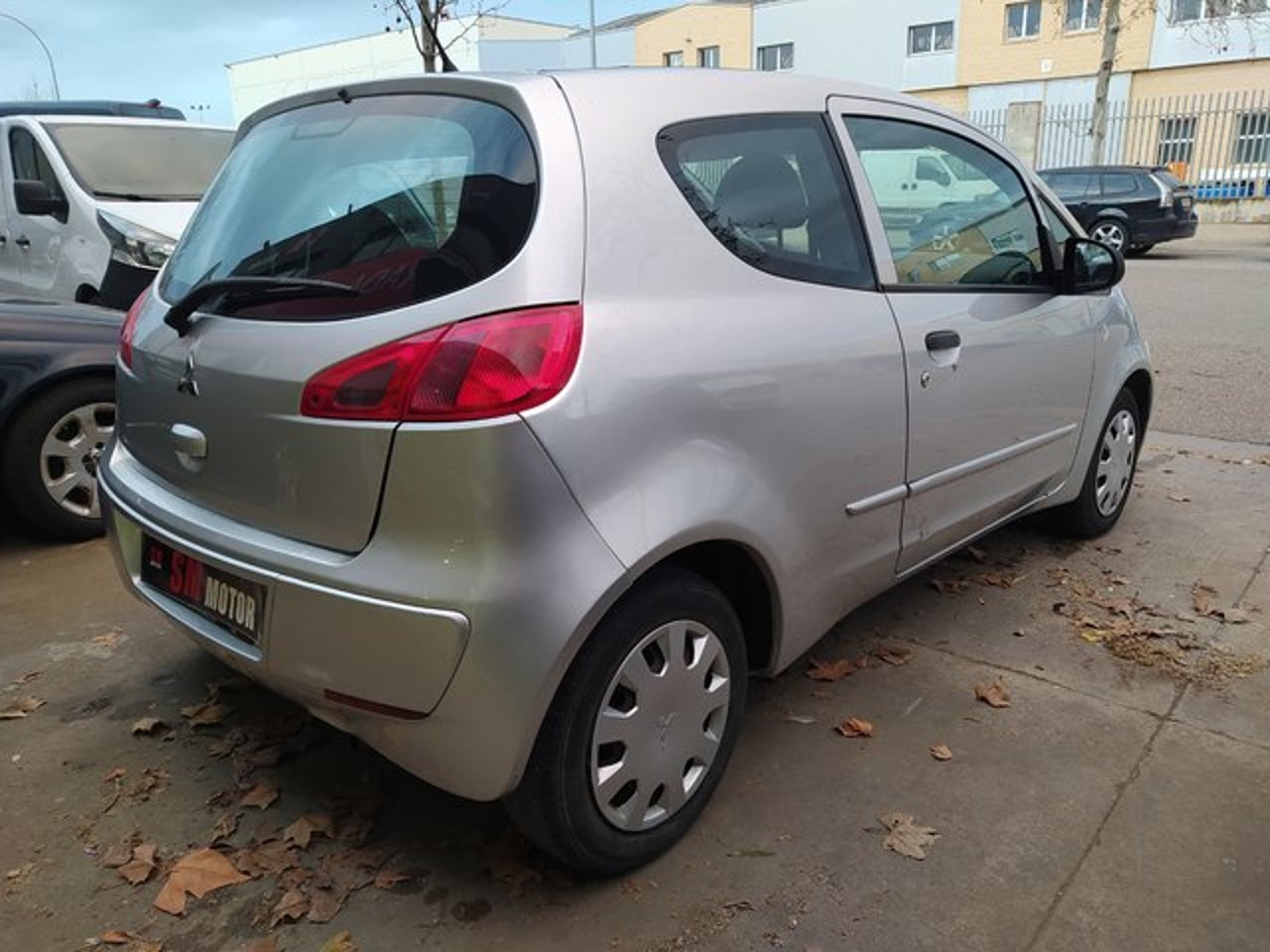 MITSUBISHI Colt