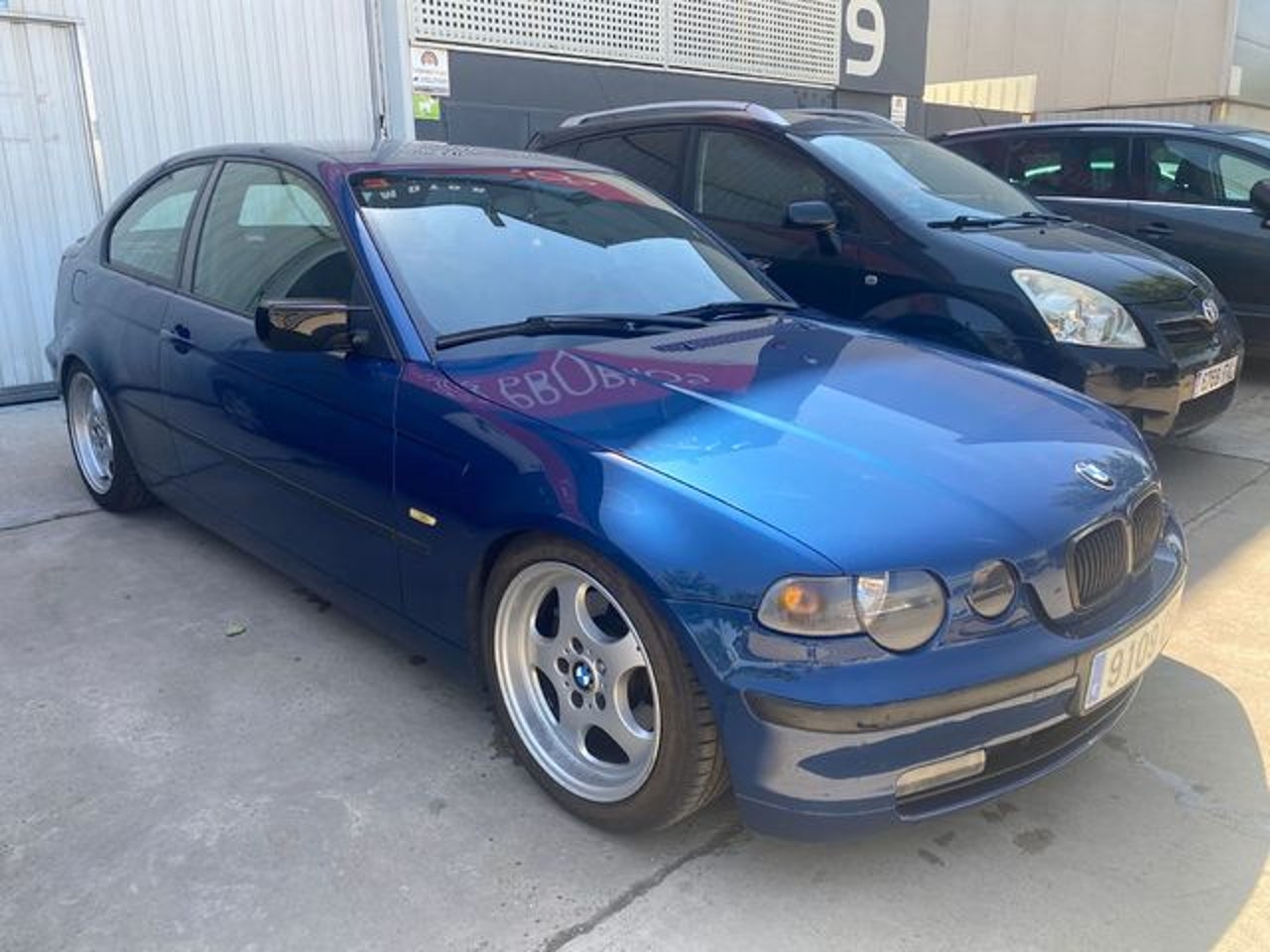 BMW Compact