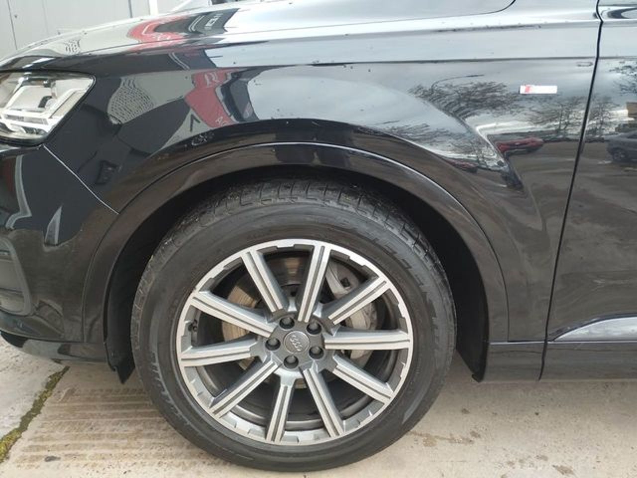 AUDI Q7