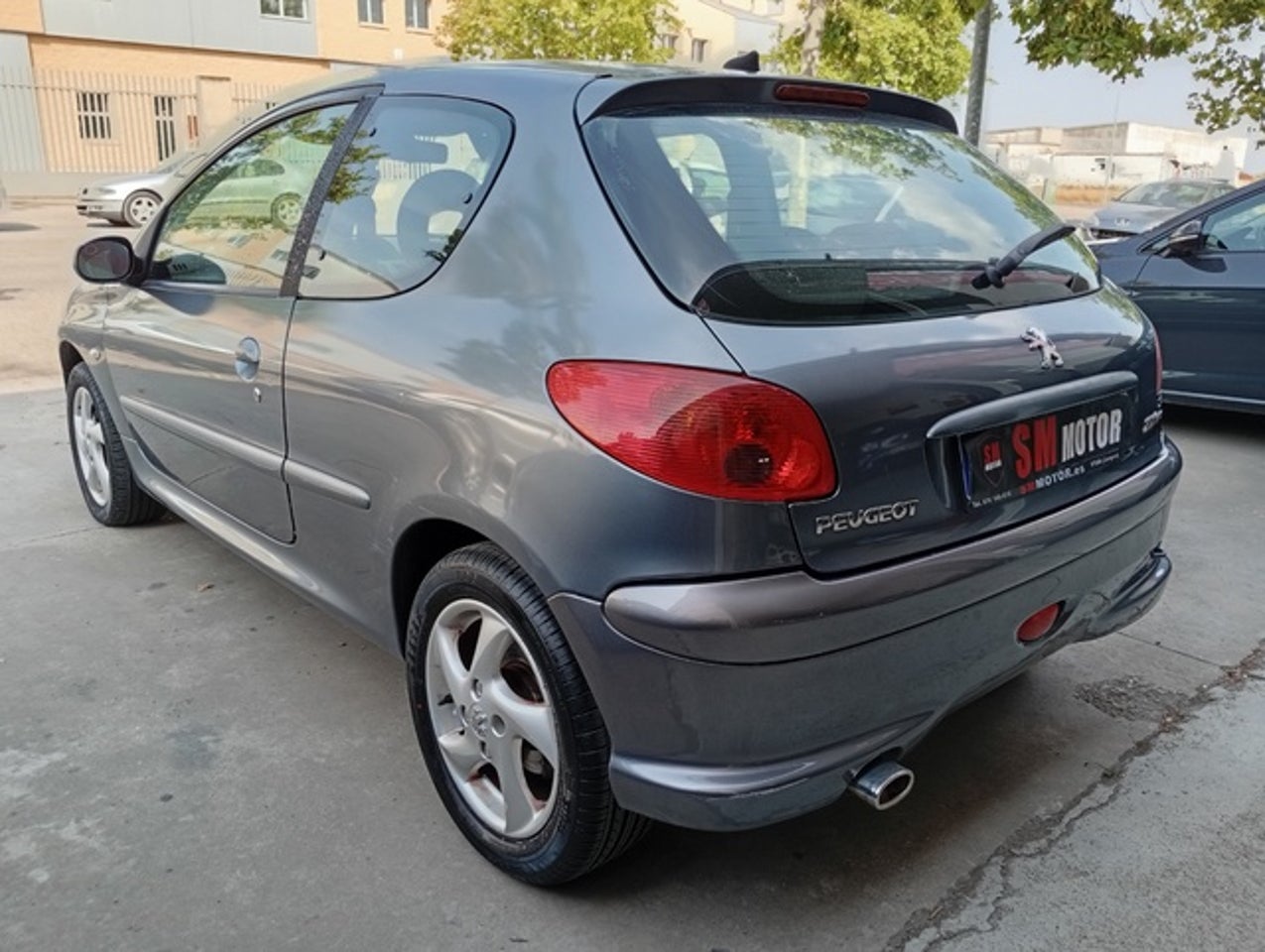 PEUGEOT 206