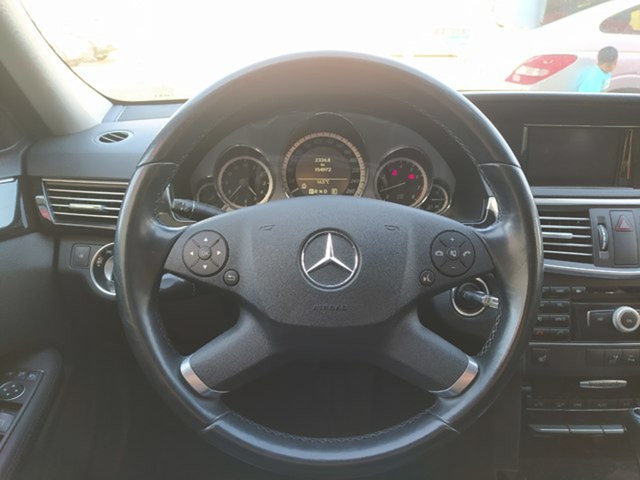 MERCEDES-BENZ Clase E