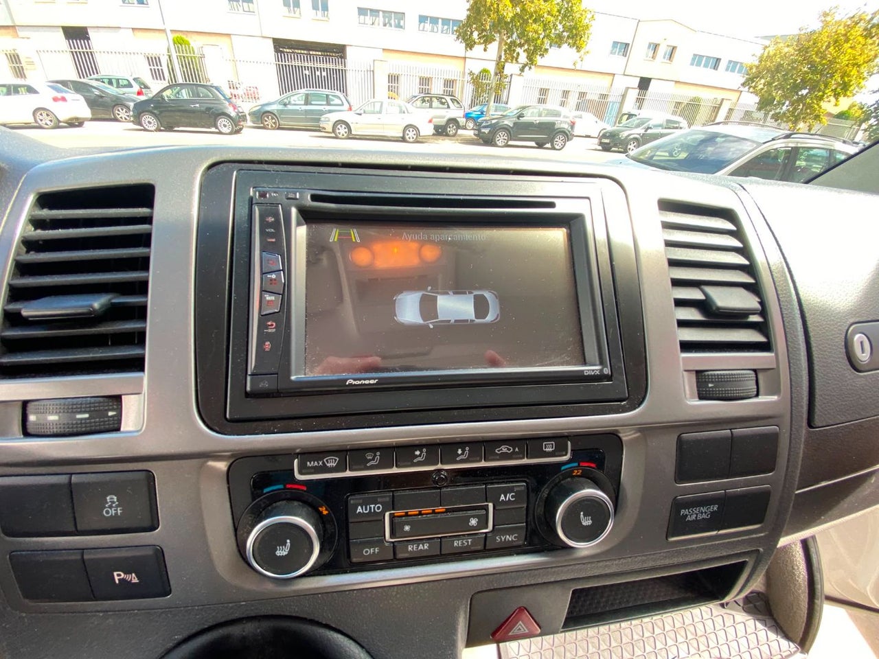 VOLKSWAGEN California