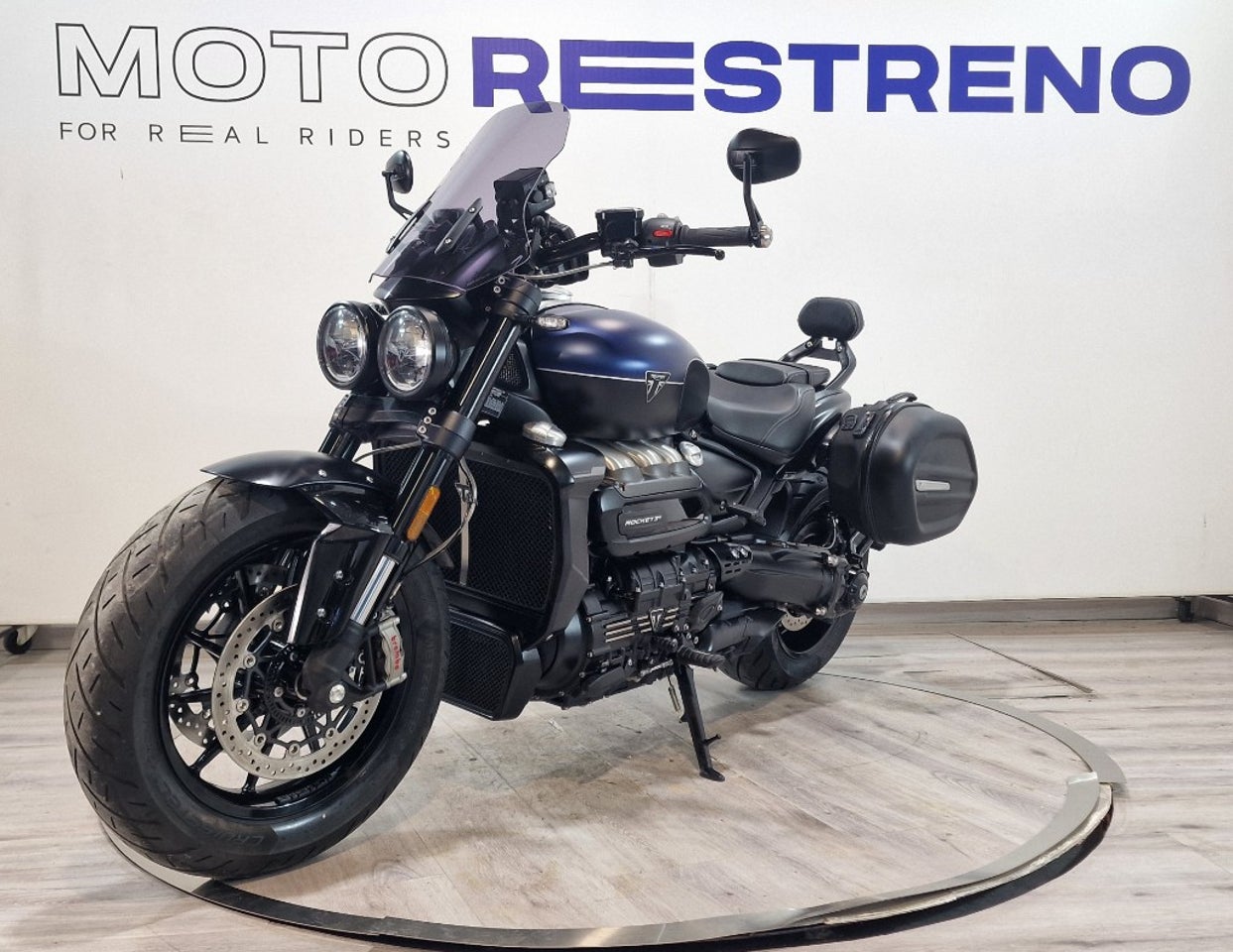 Ver moto TRIUMPH ROCKET 3Storm