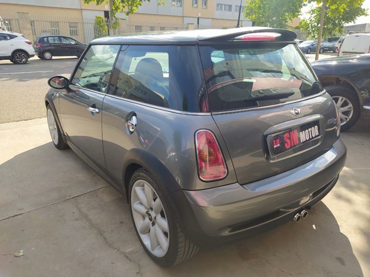 MINI MINI