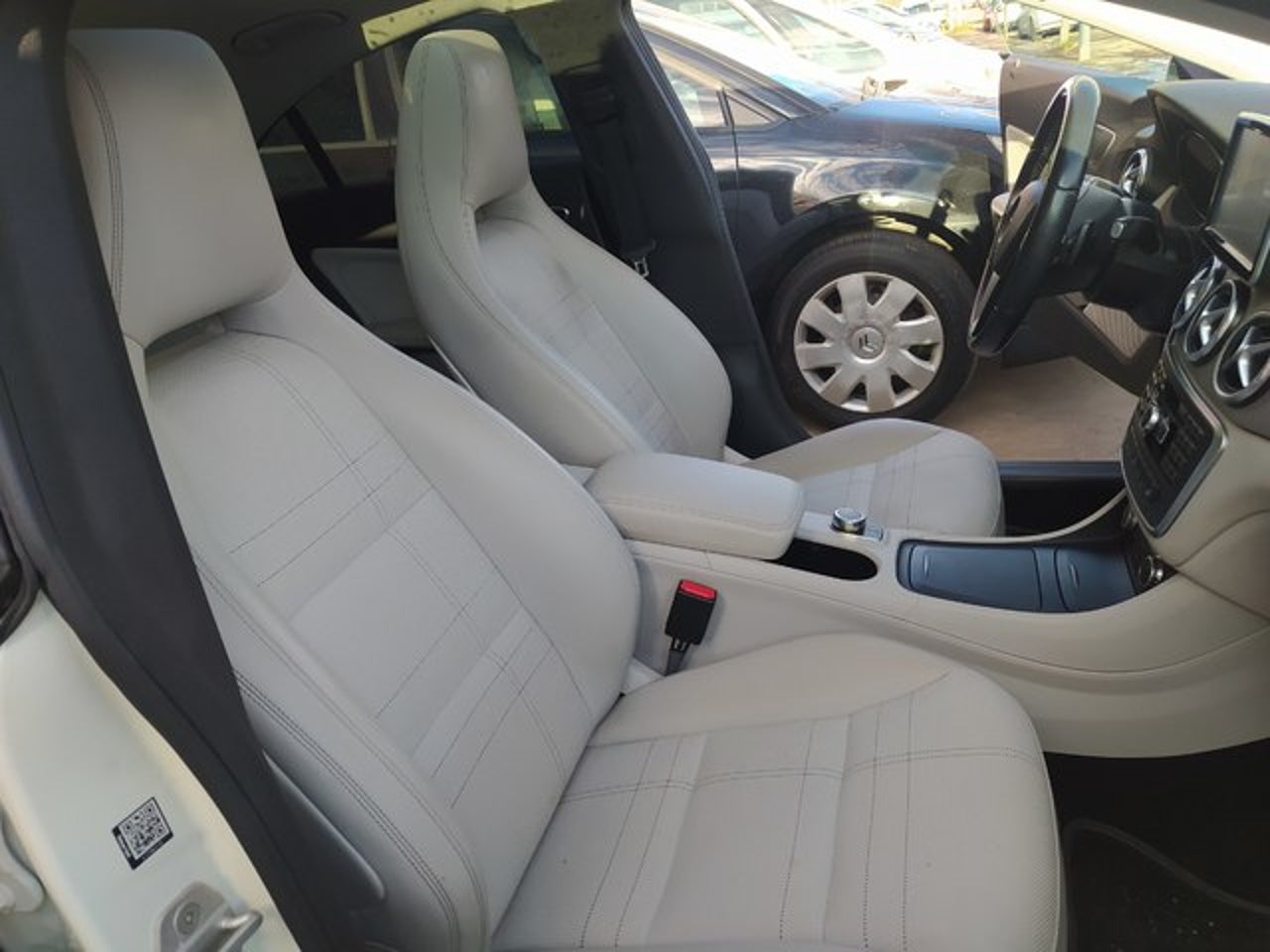 MERCEDES-BENZ Clase CLA