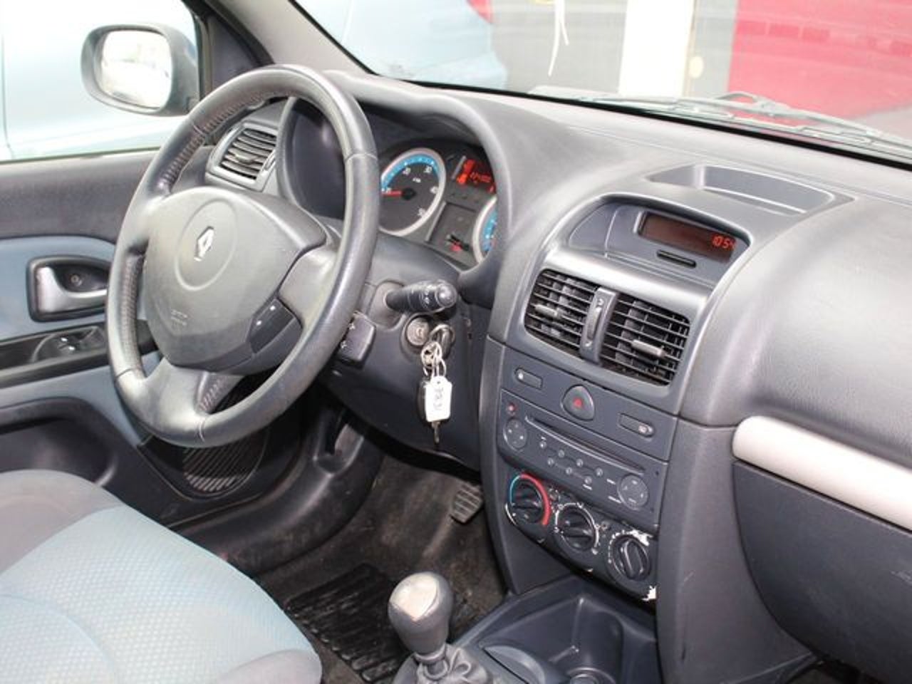 RENAULT Clio