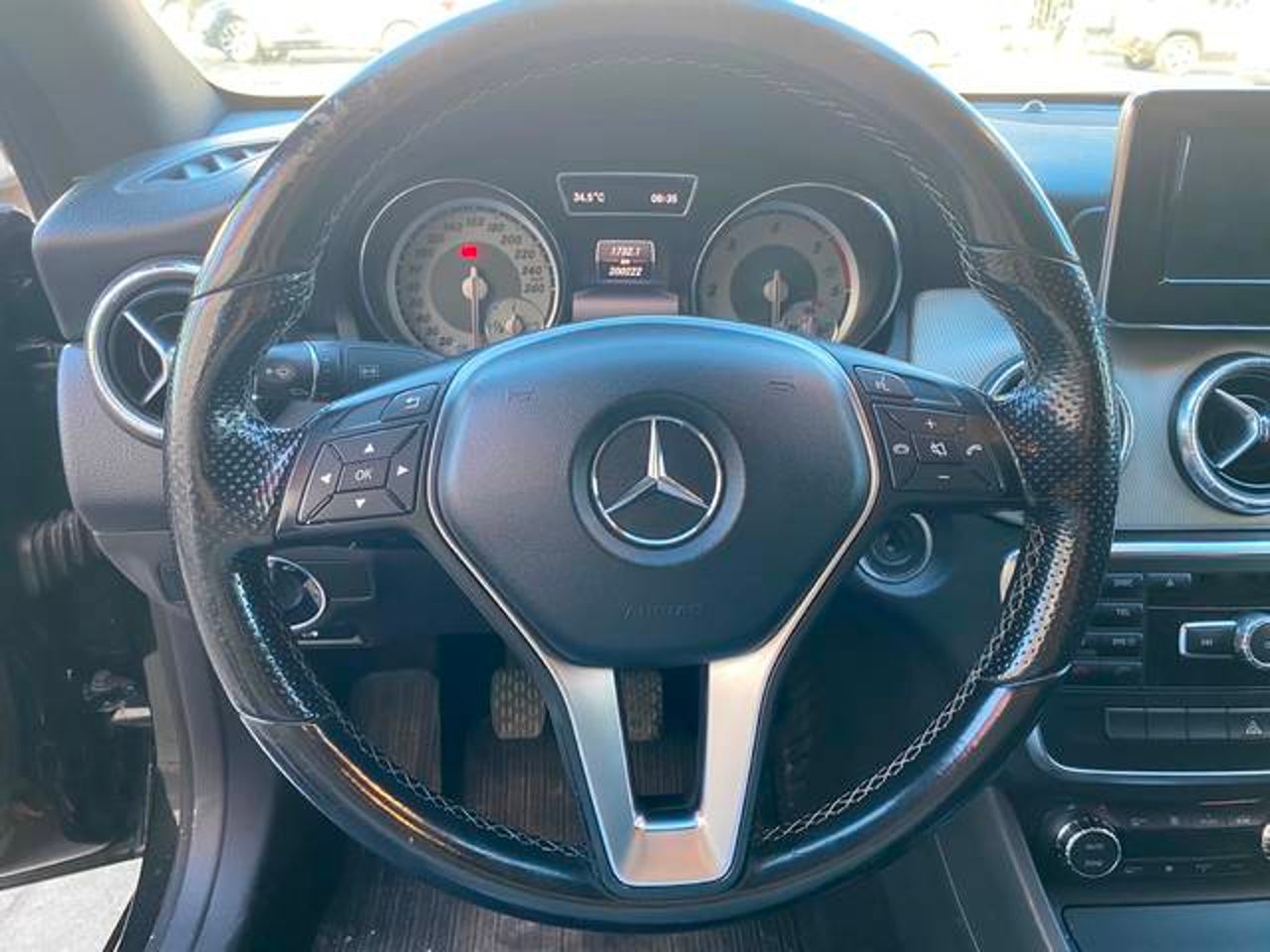 MERCEDES-BENZ Clase CLA