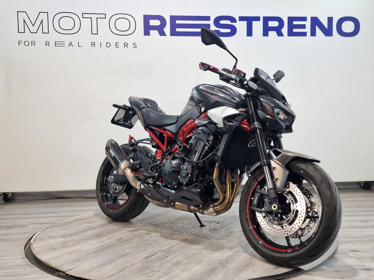 Ver moto KAWASAKI Z 900A2