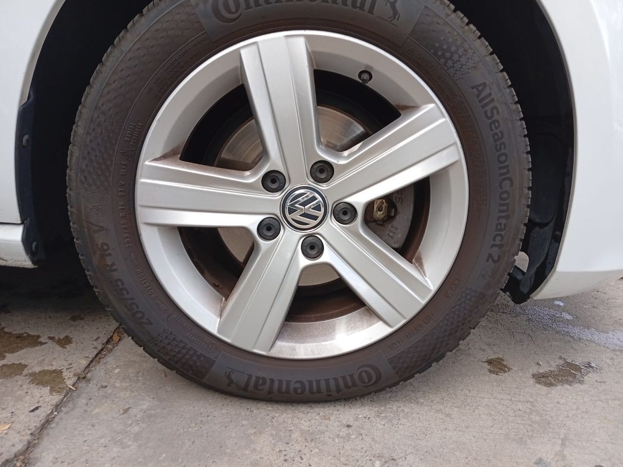 VOLKSWAGEN Golf